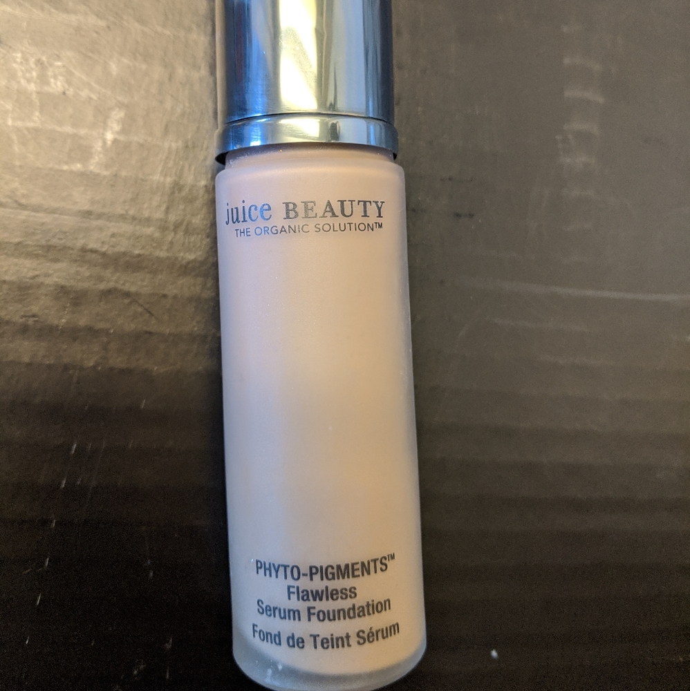 Juice Beauty Flawless Serum Foundation